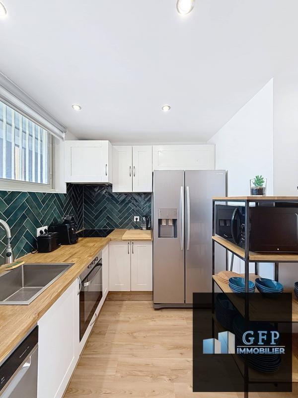 Appartement - 81 m² - 4 pièces