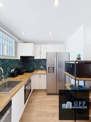 Appartement - 81 m² - 4 pièces