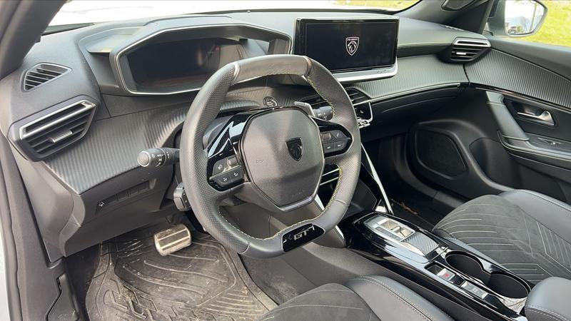 Peugeot 2008 1.2 PureTech 130 Eat8 Gt-Line