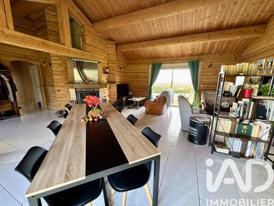 Maison - 127 m² - 5 pièces