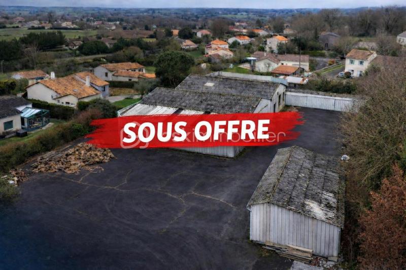 Immeuble - 1 080 m² - 17 pièces