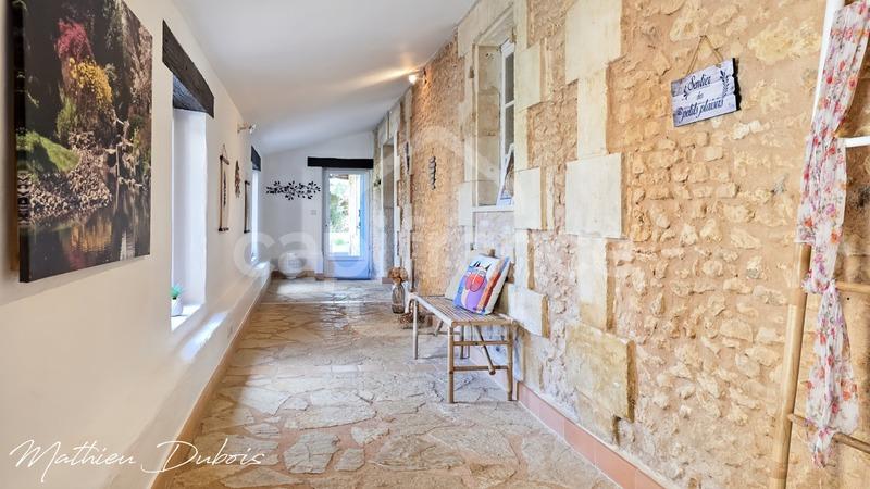 Propriété - 380 m² - 12 pièces