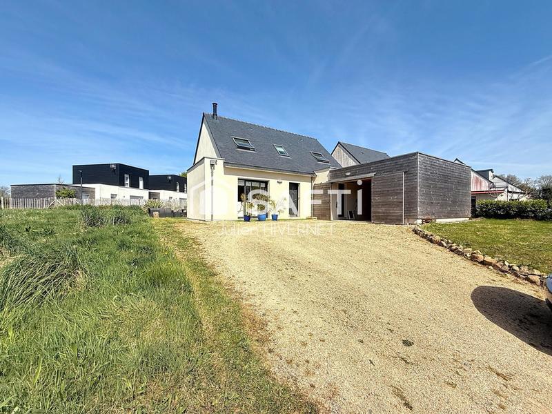 Maison - 98 m² - 5 pièces