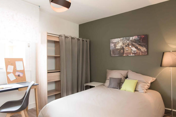 Appartement - 79 m² - 5 pièces