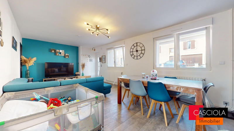 Maison - 85 m² - 4 pièces