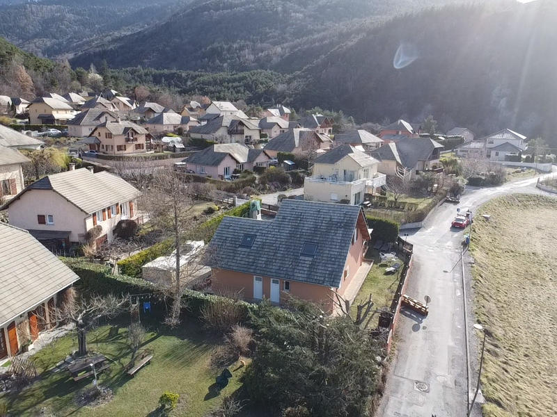 Maison - 93 m² - 4 pièces