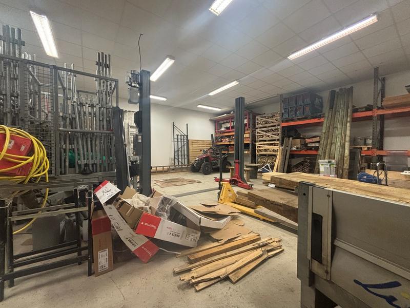 Maison - 142 m² - 1 pièce