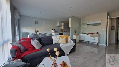 Appartement - 87 m² - 4 pièces