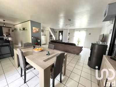 Maison - 118 m² - 8 pièces