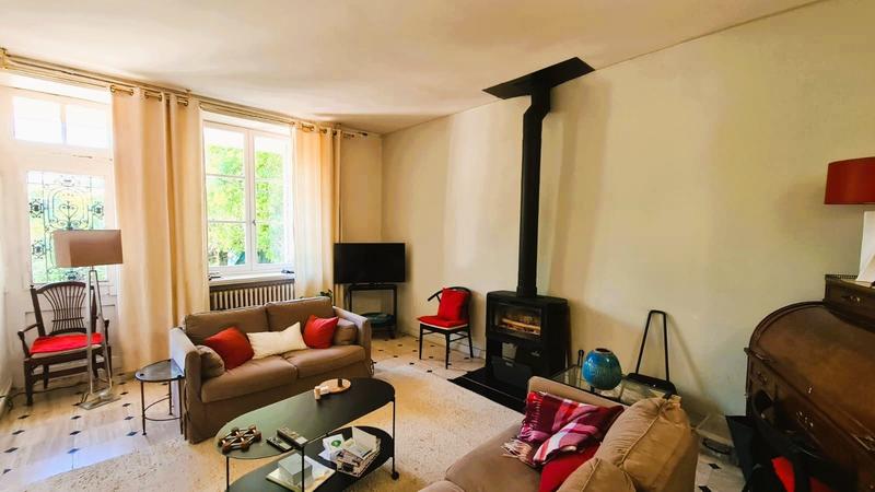 Maison ancienne - 216 m² - 9 pièces