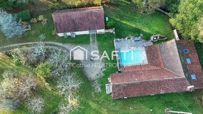 Maison - 138 m² - 6 pièces