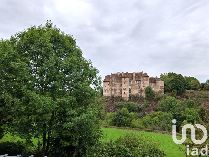 Maison - 239 m² - 7 pièces