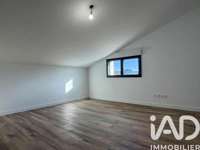 Maison - 198 m² - 5 pièces