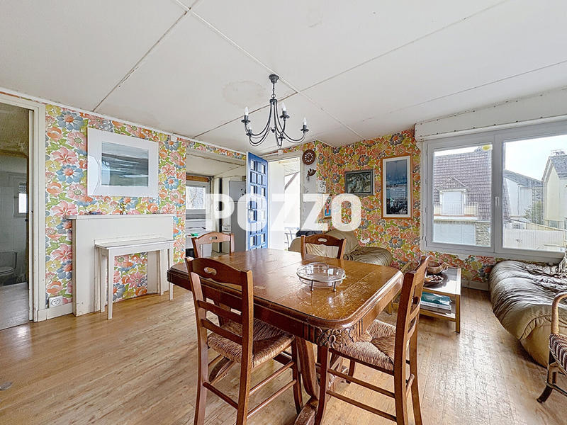 Maison - 85 m² - 6 pièces