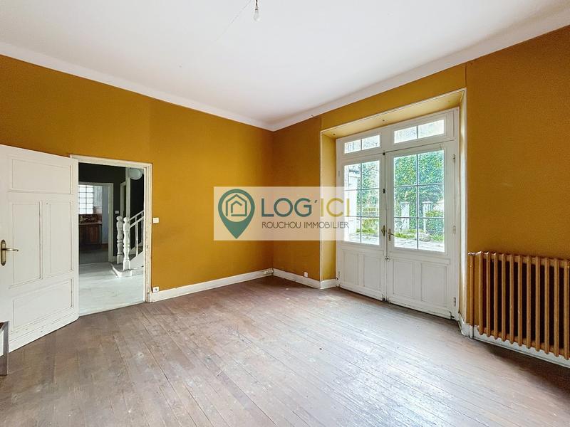 Maison - 205 m² - 8 pièces