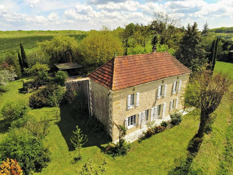 Maison - 153 m² - 5 pièces