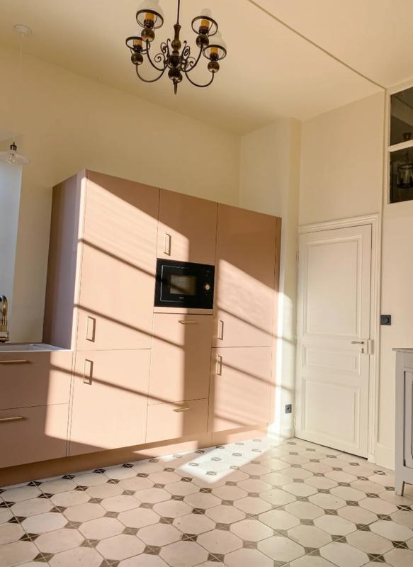 Maison - 350 m² - 8 pièces