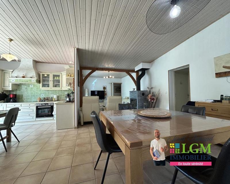 Maison - 159 m² - 6 pièces