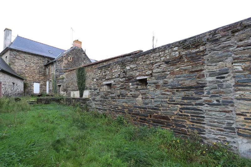 Maison - 225 m² - 8 pièces