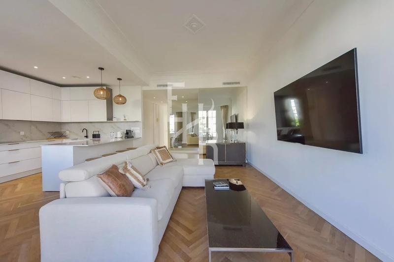 Appartement - 118 m² - 4 pièces