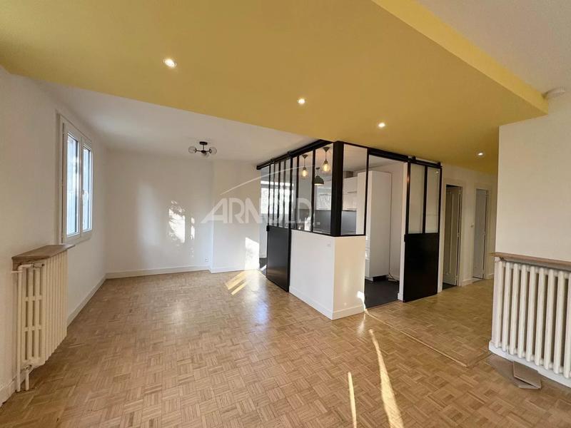 Appartement - 89 m² - 4 pièces