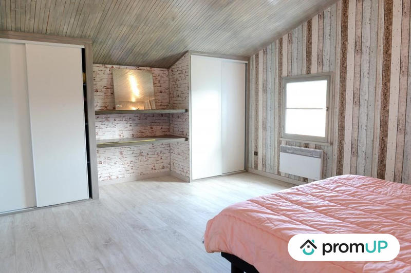 Maison - 276 m² - 8 pièces