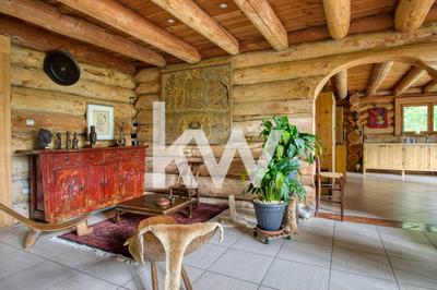 Maison - 260 m² - 8 pièces