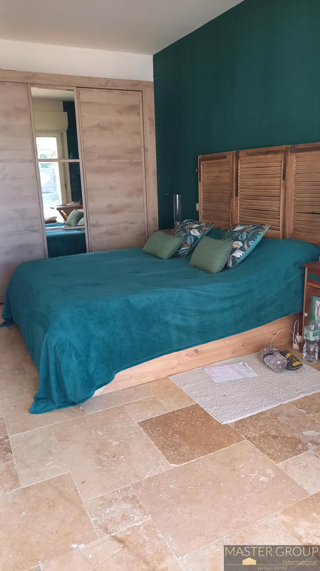 Villa - 200 m² - 6 pièces