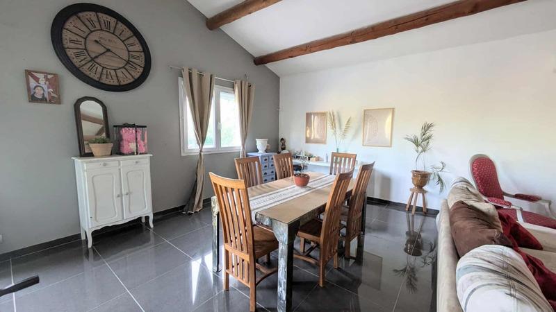 Maison - 277 m² - 7 pièces