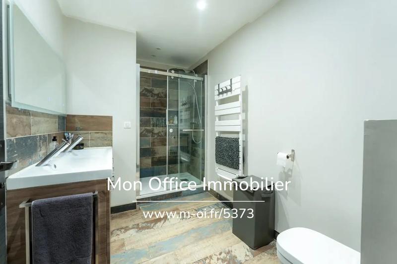 Loft - 153 m² - 5 pièces