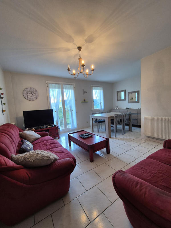 Maison - 85 m² - 5 pièces