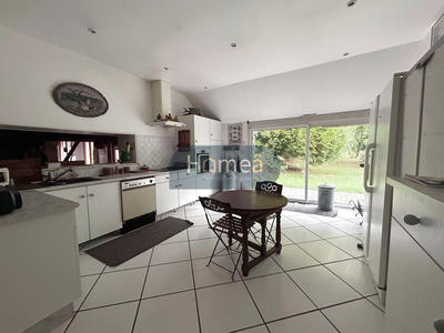 Maison - 174 m² - 4 pièces