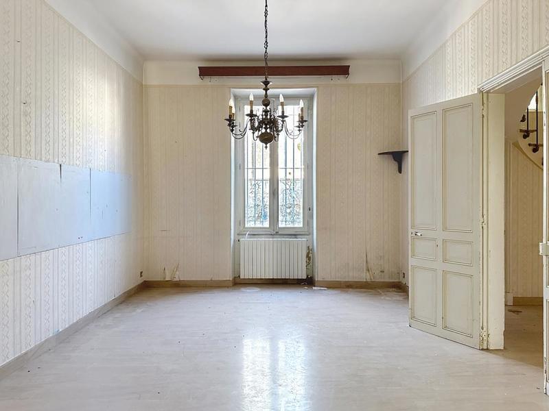 Maison de ville - 228 m² - 8 pièces