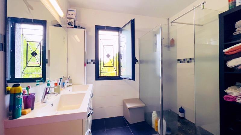 Maison - 153 m² - 5 pièces