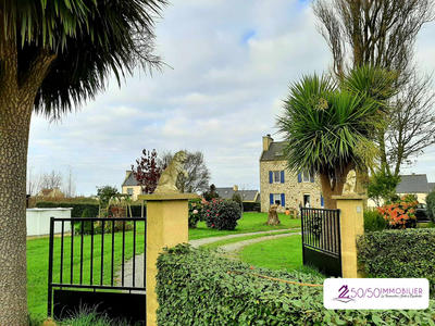 Maison traditionnelle - 144 m² - 6 pièces