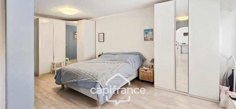 Appartement - 197 m² - 6 pièces