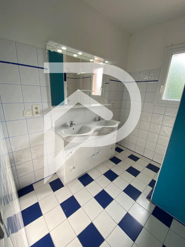 Appartement - 106 m² - 4 pièces