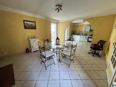 Maison de ville - 196 m² - 7 pièces