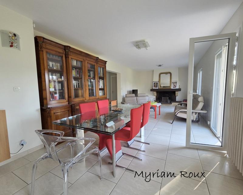 Maison - 143 m² - 6 pièces