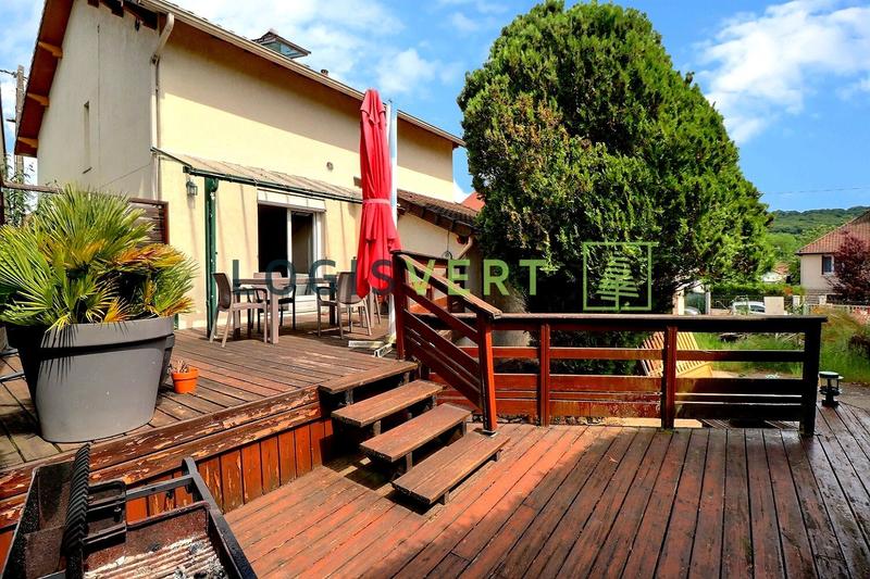 Maison - 108 m² - 6 pièces