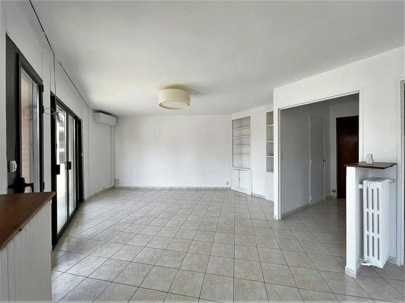 Appartement - 90 m² - 4 pièces