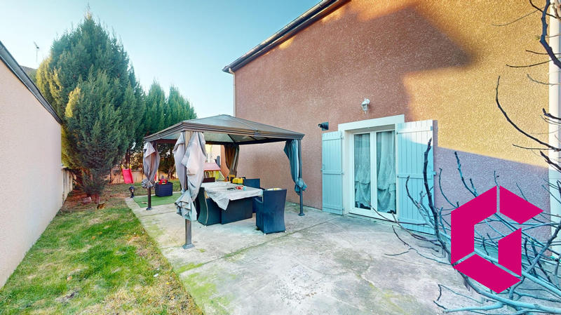 Villa - 101 m² - 6 pièces