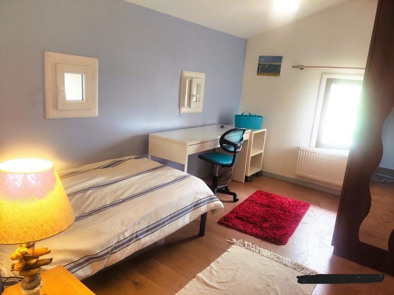 Maison - 210 m² - 9 pièces