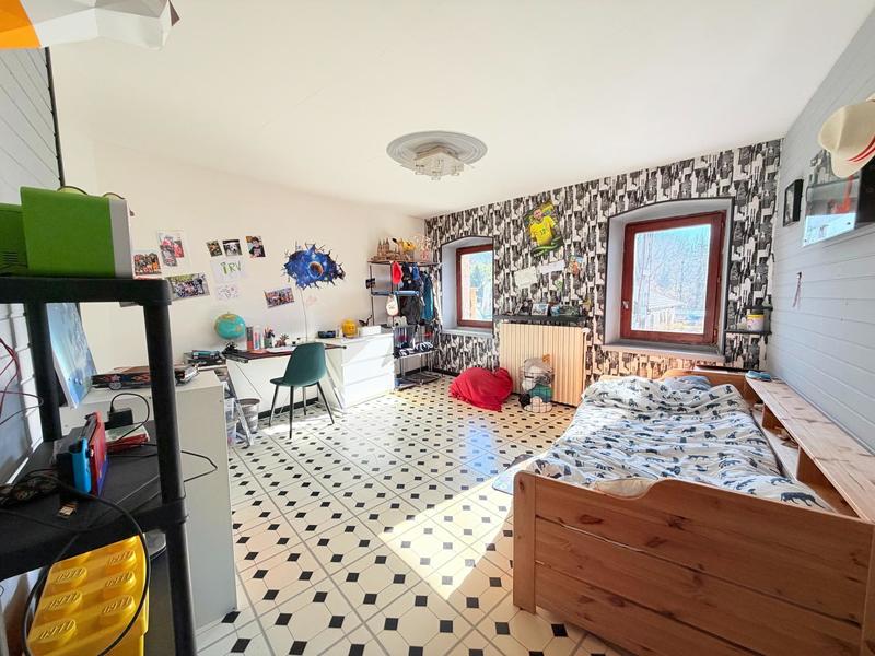 Maison - 130 m² - 4 pièces