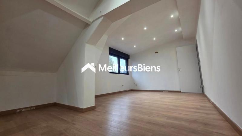 Villa - 170 m² - 6 pièces