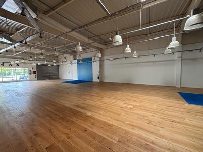 Local commercial - 409 m²