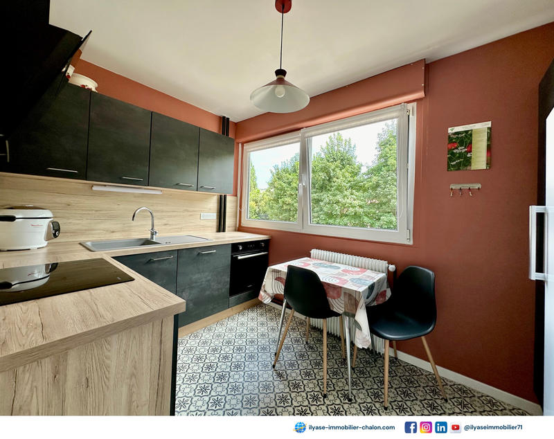 Appartement - 88 m² - 5 pièces