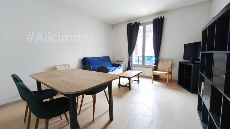 Immeuble - 168 m² - 6 pièces