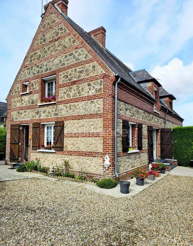 Maison - 92 m² - 4 pièces