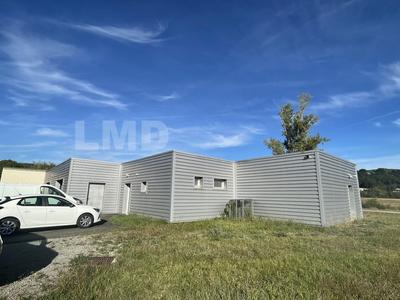 Entrepôt - 351 m² - 5 pièces